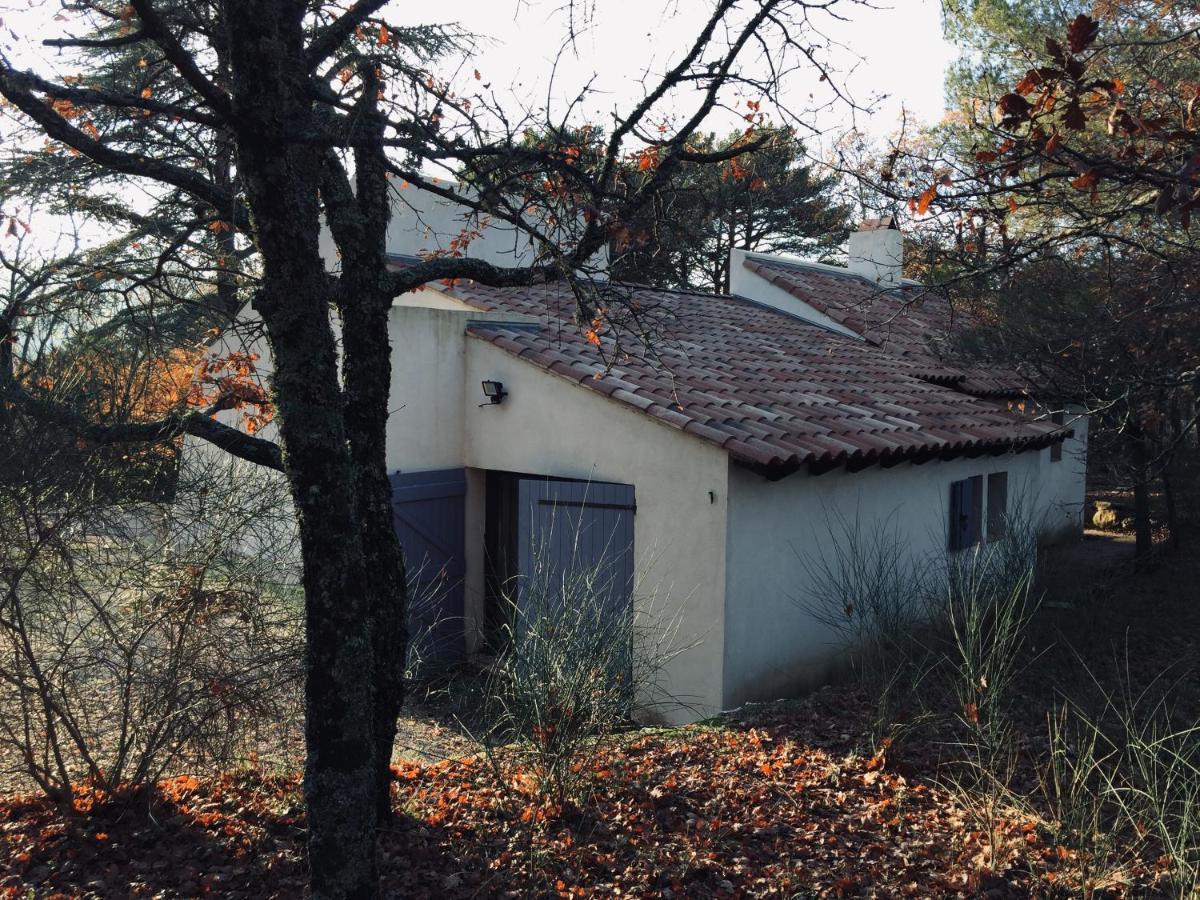 La Maison De Mado Et Sa Cabane Dans Les Arbres Plan d'Aups Luaran gambar